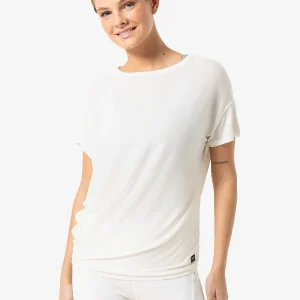 SUPER.NATURAL LOOSE AIR TEE – NAISTEN MERINOPAITA JOOGAAN JA TREENIIN